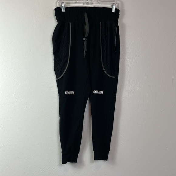 Gymshark Sweatpants Women's Size S Black Heavyweight Cropped Inseam 22.5" - Picture 13 of 14